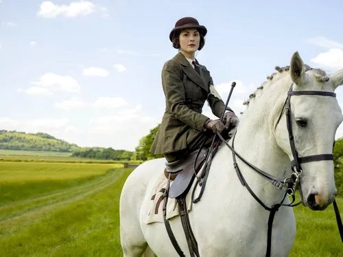 Lady Mary mit neuer Frisur in %26bdquo;Downton Abbey%26ldquo; &copy; ITV
