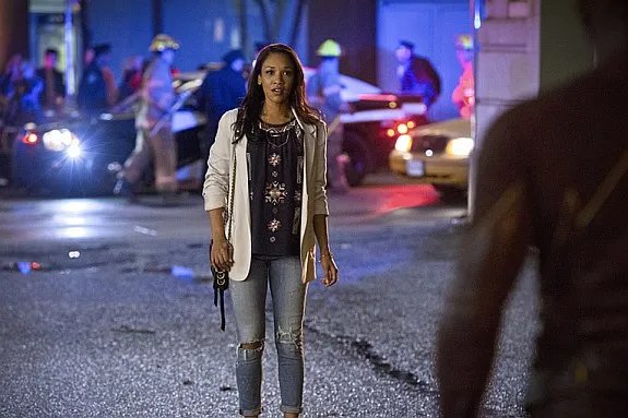 Lässt einfach nicht locker: Iris (Candice Patton) ist dem %26bdquo;Streak%26ldquo; nach wie vor auf den Fersen. &copy; The CW