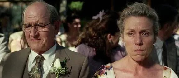 Richard Jenkins als Henry und Frances McDormand als Olive Kitteridge &copy; HBO