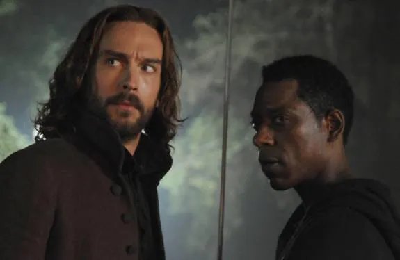 Ichabod (Tom Mison) Seite an Seite mit dem fest entschlossenen Irving (Orlando Jones) &copy; FOX