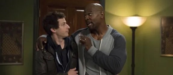 Endlich Freunde: Terry (Terry Crews) und Jake (Andy Samberg) &copy; FOX