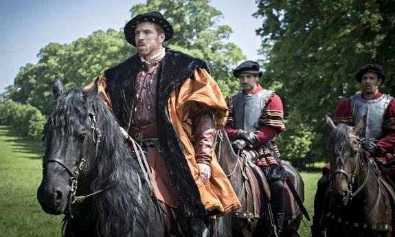 Damian Lewis als englischer König Henry VIII in %26bdquo;Wolf Hall%26ldquo; &copy; BBC Two