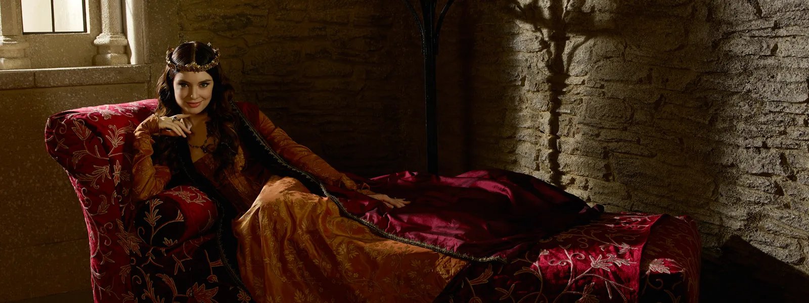 Mallory Jansen als Madalena in %26bdquo;Galavant%26ldquo; © ABC