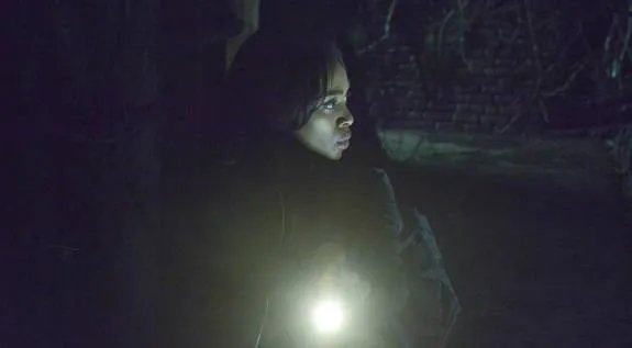 Abbie (Nicole Beharie) in %26bdquo;What Lies Beneath%26ldquo;. &copy; FOX