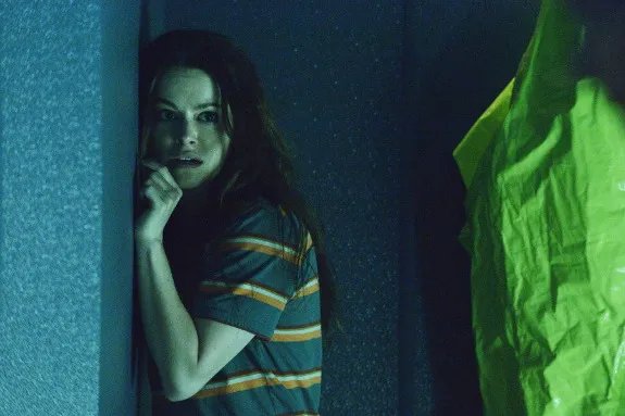 Emily Hampshire als Jennifer Goines in %26bdquo;12 Monkeys%26ldquo;. © Syfy