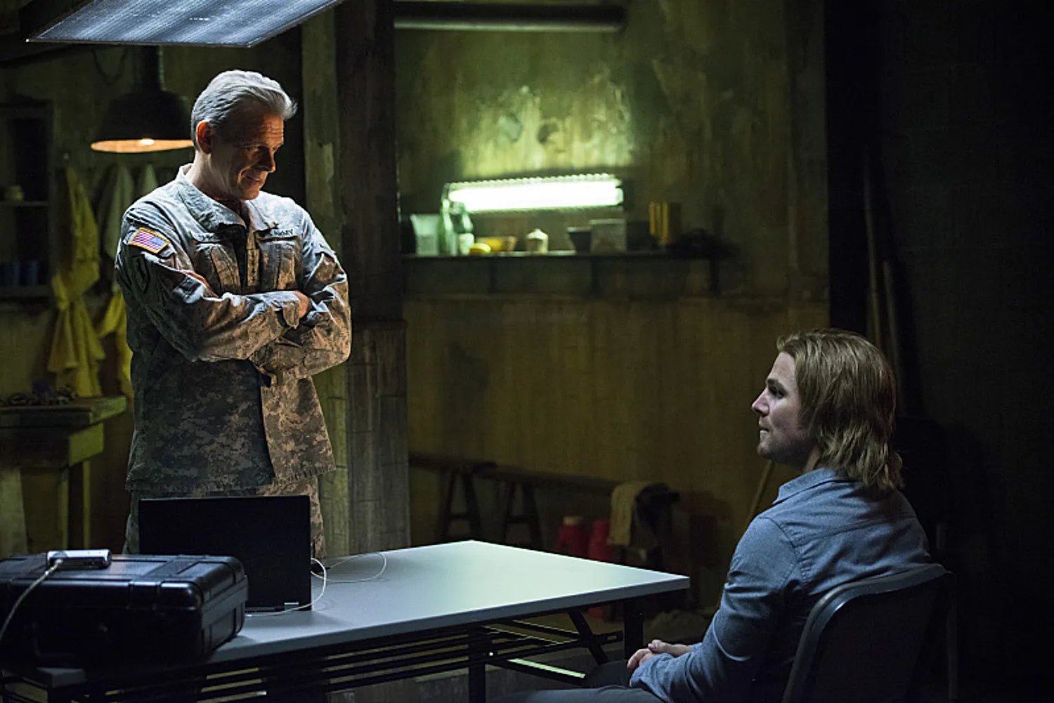 Szenenfoto aus der Episode %26bdquo;Nanda Parbar%26ldquo; der US-Serie %26bdquo;Arrow%26ldquo; &copy; FOX