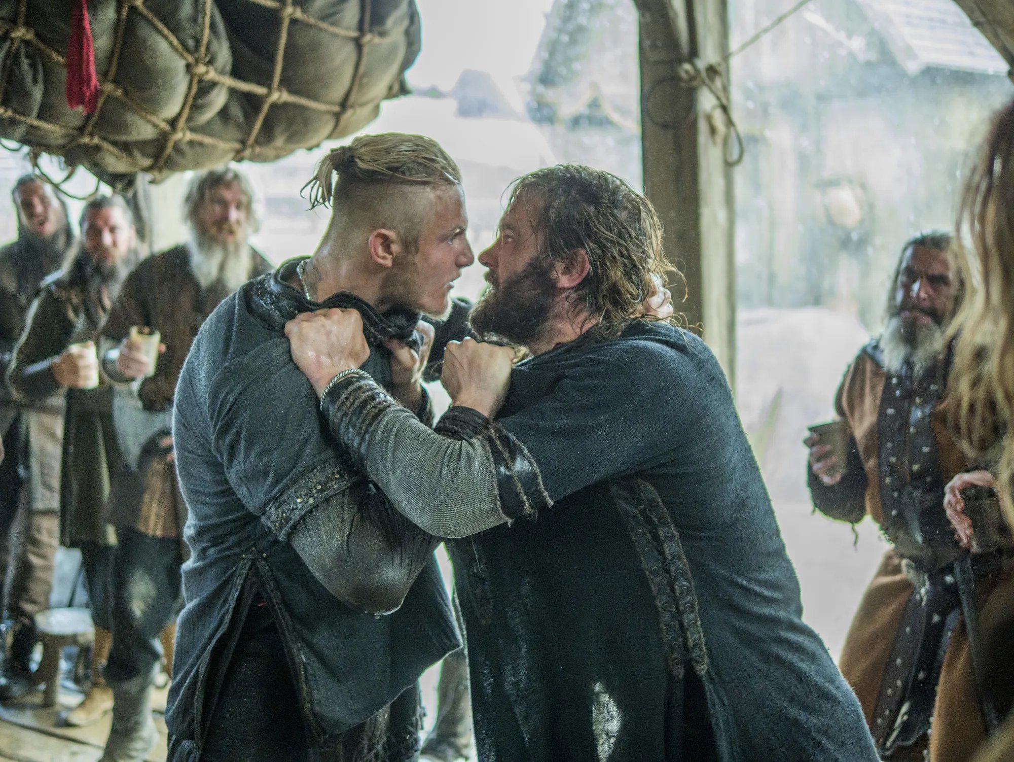 Rollo (Clive Standen) gegen seinen Neffen Bjorn (Alexander Ludwig) in %26bdquo;The Usurper%26ldquo;. &copy; History
