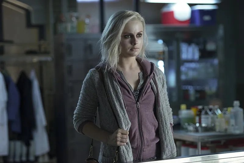 Rose McIver in %26bdquo;iZombie%26ldquo; &copy; The CW