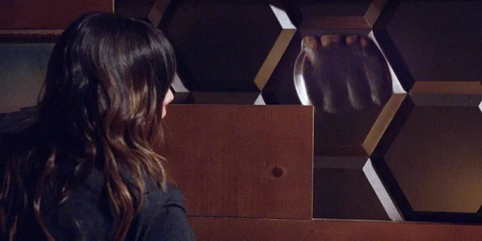 Szenenfoto aus der Episode %26bdquo;One Door Closes%26ldquo; der US-Serie %26bdquo;Marvel%26#039;s Agent of S.H.I.E.L.D.%26ldquo; &copy; ABC