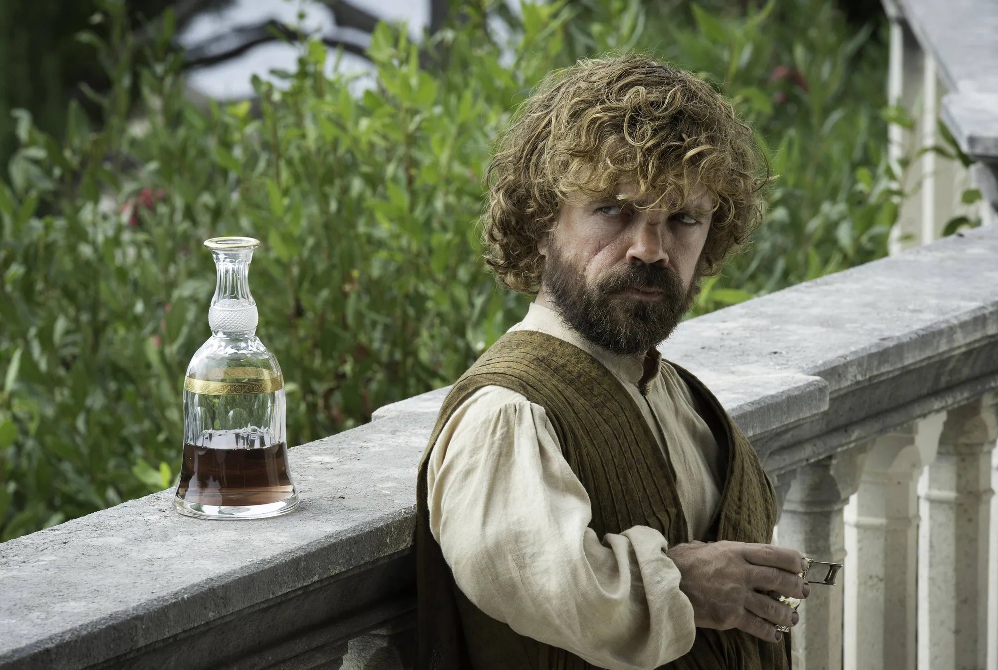 Nur noch einen Schluck: Tyrion Lannister (Peter Dinklage) in %26bdquo;The Wars to Come%26ldquo;. &copy; HBO