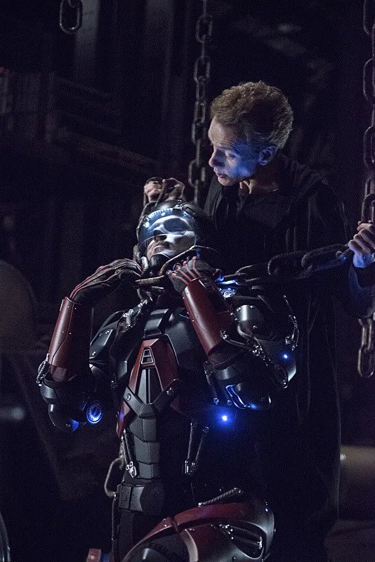 Szenenfoto aus der Episode %26bdquo;Broken Arrow%26ldquo; der US-Serie %26bdquo;Arrow%26ldquo; &copy; The CW