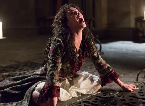 Madame Kali (Helen McCrory) betet zu ihrem Hexengott. &copy; Showtime