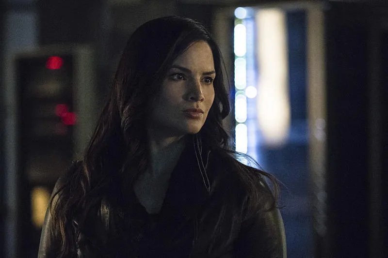 Szenenfoto aus der Episode %26bdquo;Al Sah-him%26ldquo; der US-Serie %26bdquo;Arrow%26ldquo; &copy; The CW