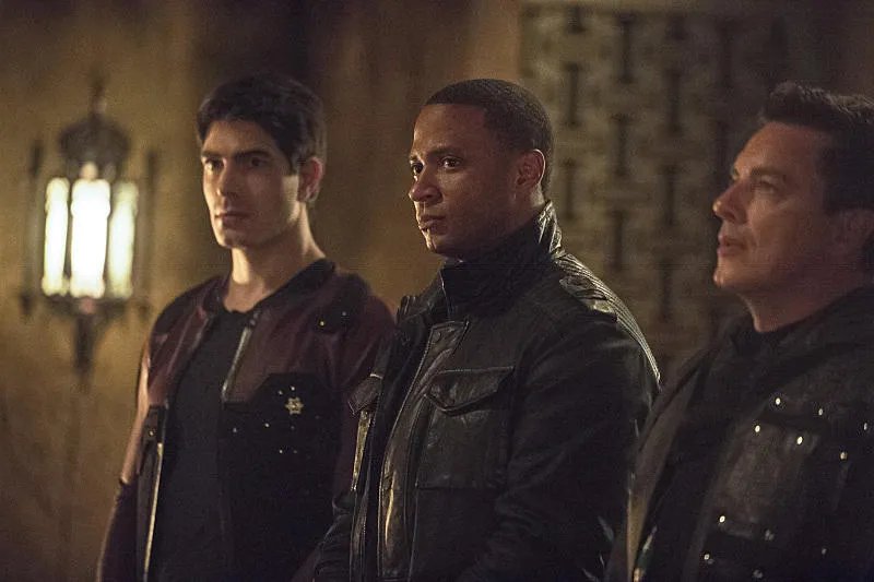 Szenenfoto aus der Episode %26bdquo;This Is Your Sword%26ldquo; der US-Serie %26bdquo;Arrow%26ldquo; &copy; The CW