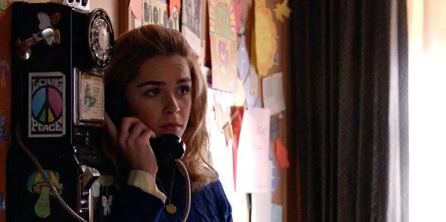Sally (Kiernan Shipka) bei ihrem letzten Gespräch mit Don &copy; AMC