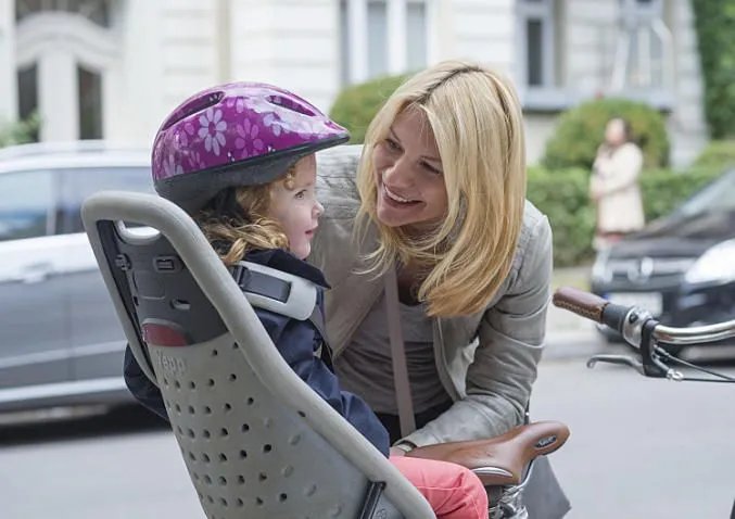 Carrie (Claire Danes) hat endlich einen Zugang zu ihrer Tochter gefunden. &copy; Showtime