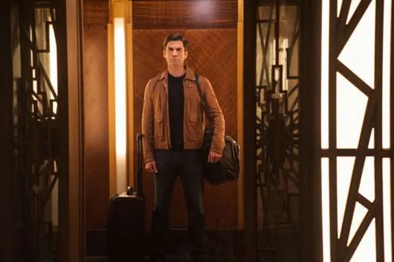 John Lowe (Wes Bentley) zieht ins Hotel ein. &copy; FX
