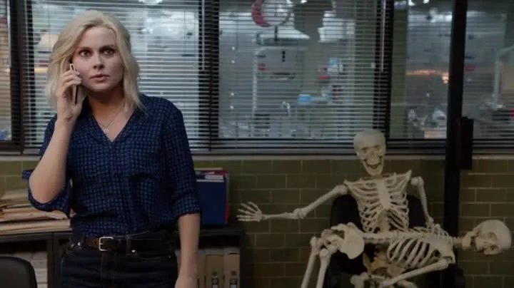 Rose McIver in %26bdquo;iZombie%26ldquo; © The CW