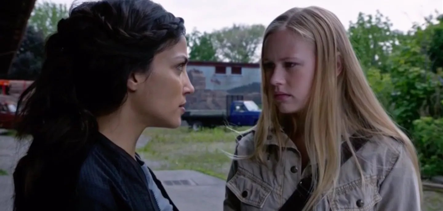 Können Malina (Danika Yarosh) und Farah (Nazneen Contractor) die Welt retten? &copy; NBC