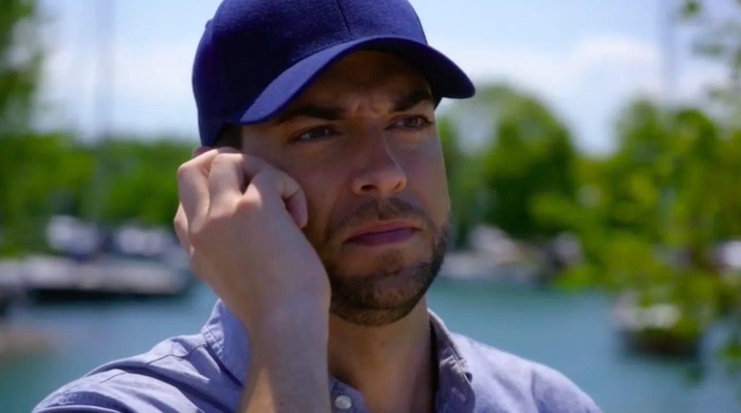 Zachary Levi will als Luke einfach nur einen Ausweg finden. &copy; NBC