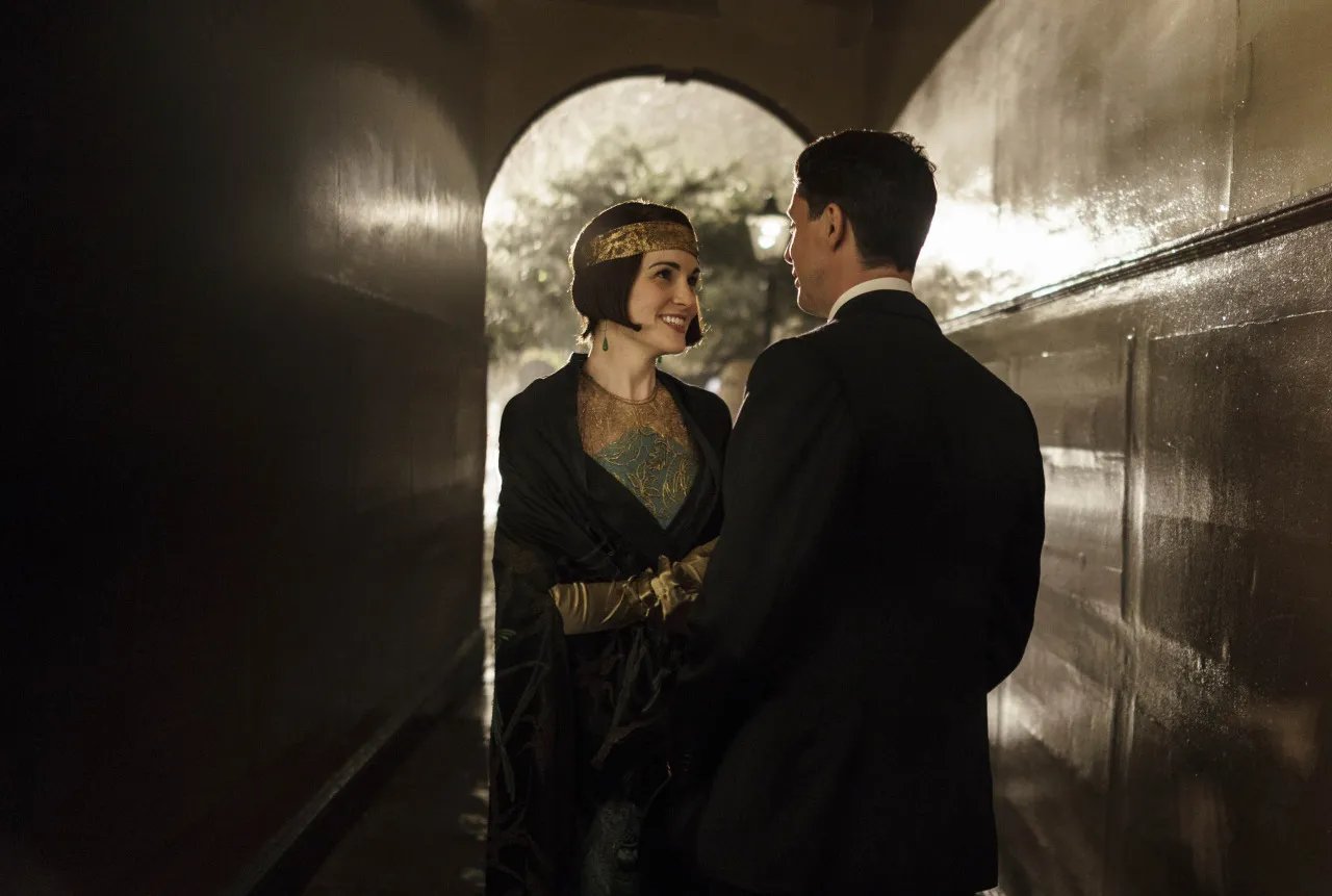 Lady Mary und Henry kommen sich näher. © ITV