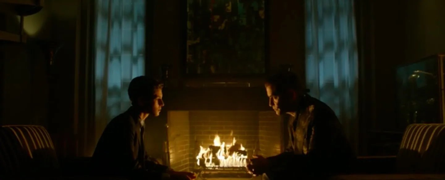 Bruce (David Mazouz) bekommt Hilfe von Theo Dumas äh Galavan (James Frain). &copy; FOX