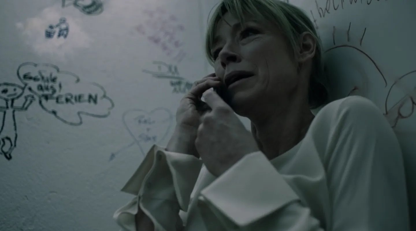 Was hat Iris (Jenns Schils) bloß so ruiniert? &copy; TNT Serie