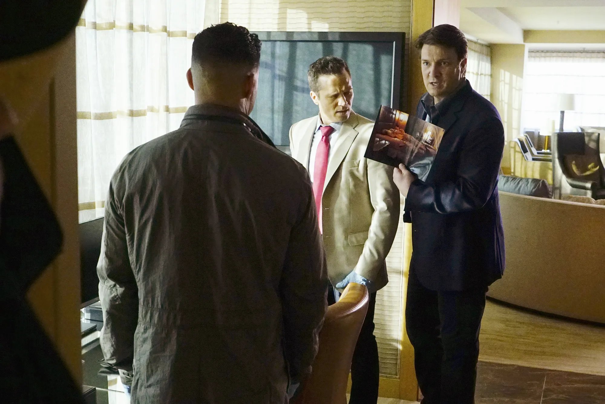 Jon Huertas; Seamus Dever und Nathan Fillion in %26bdquo;Castle%26ldquo; &copy; ABC