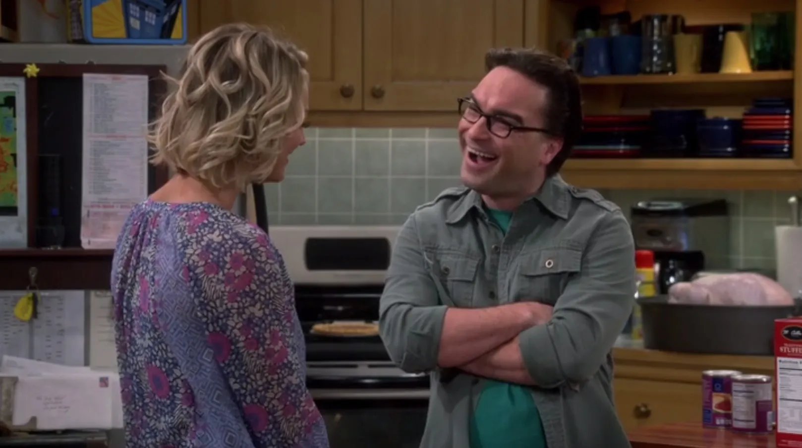 Leonard und Penny treffen in der TBBT-Episode %26bdquo;The Platonic Permutation%26ldquo; Thanksgiving-Vorbereitungen. © CBS