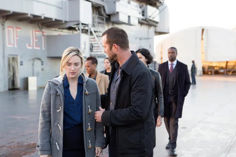 Patterson (Ashley Johnson) ist elementarer Bestandteil der Aufdeckung einer Mordverschwörung. © NBC