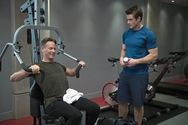 Steven Weber und Robert Buckley in %26bdquo;iZombie%26ldquo; &copy; The CW