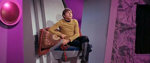 Offizielles Szenenbild aus der %26bdquo;Star Trek%26ldquo;-Episode %26bdquo;I
