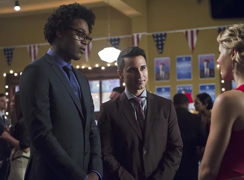 Szenenbild aus der %26bdquo;Arrow%26ldquo;-Episode %26bdquo;Dark Waters%26ldquo; &copy; The CW