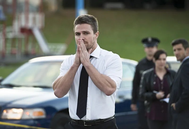 Szenenbild aus der %26bdquo;Arrow%26ldquo;-Episode %26bdquo;Dark Waters%26ldquo; &copy; The CW