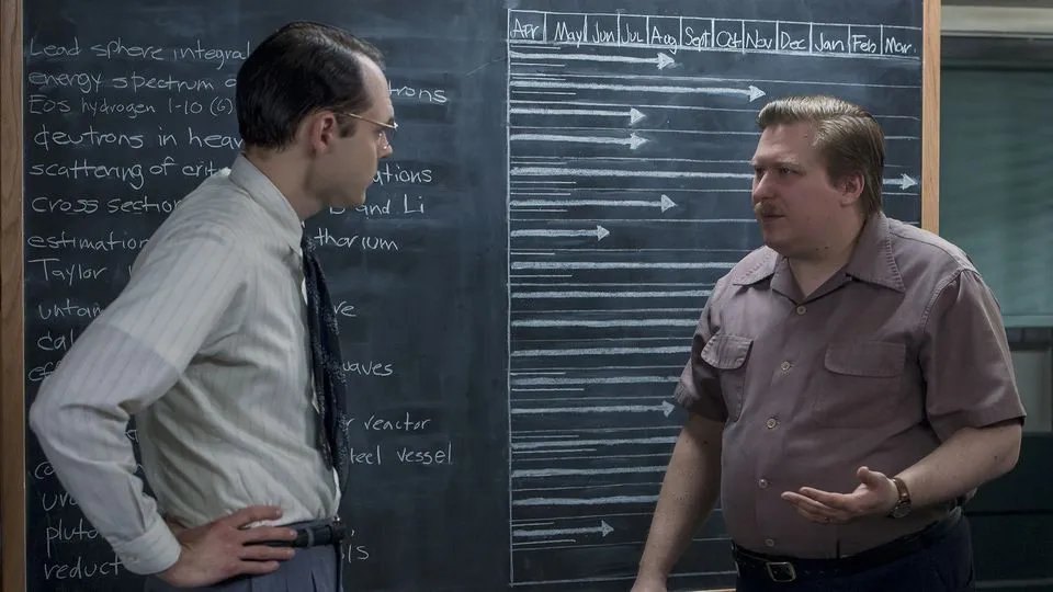 Christopher Denham (l.) und Michael Chernus in %26bdquo;Manhattan%26ldquo; © WGN America