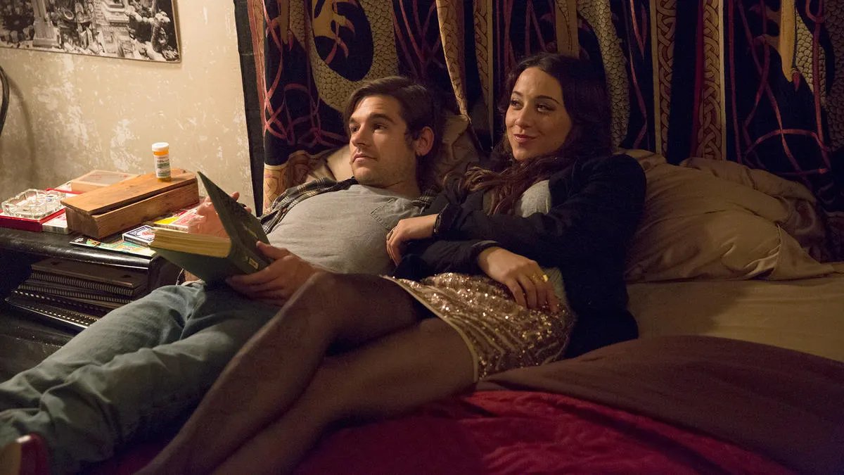 Julia (Stella Maeve) und Quentin (Jason Ralph) © Syfy