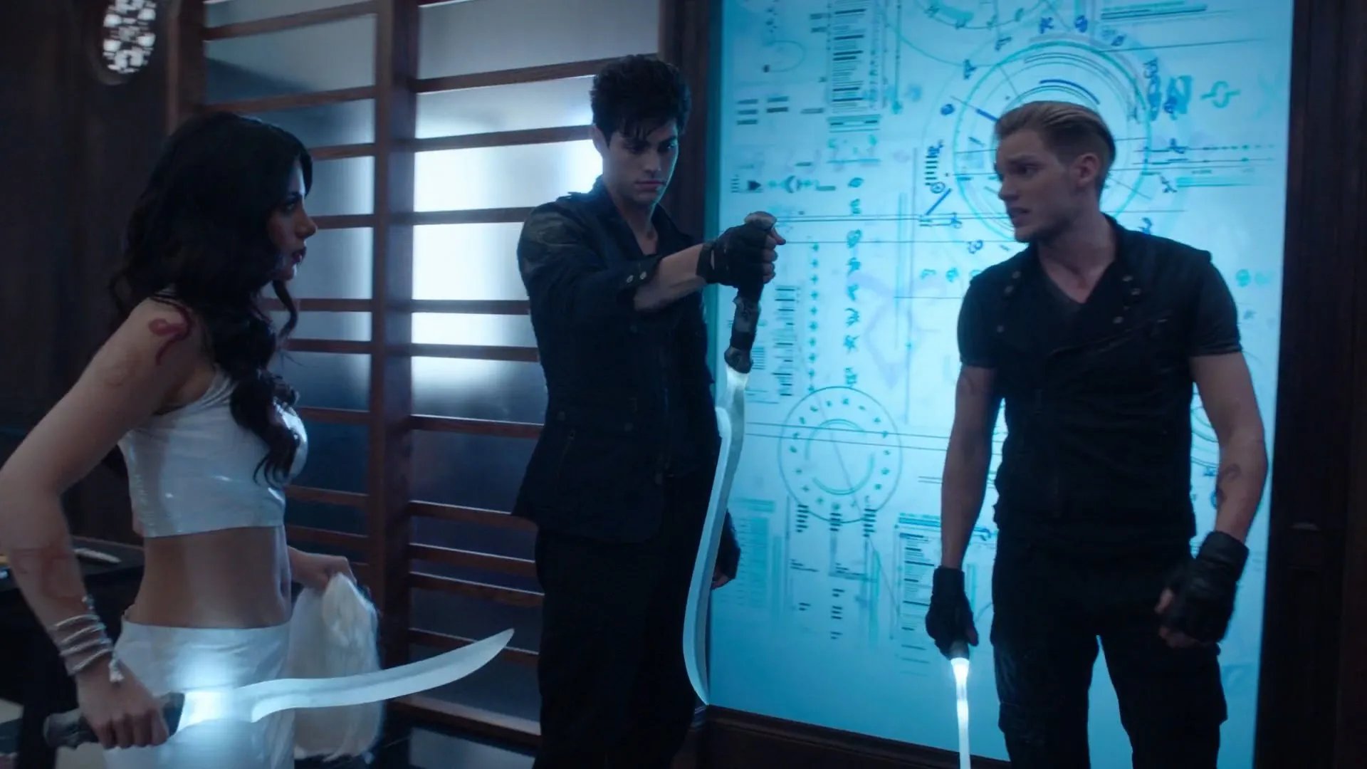 Die Shadowhunters und ihre Seraph Blades &copy; Freeform