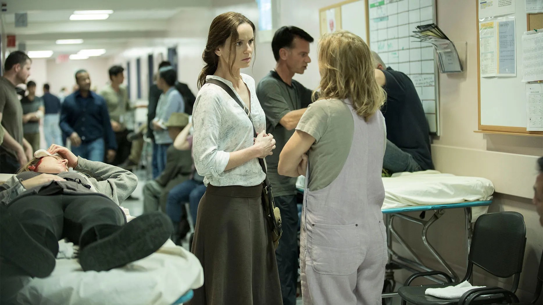 Sarah Wayne Callies in %26bdquo;Colony%26ldquo;. &copy; USA Network