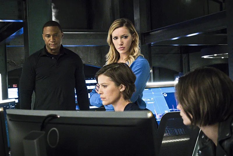 Szenenbild aus der Arrow-Episode %26bdquo;A.W.O.L.%26ldquo; &copy; The CW
