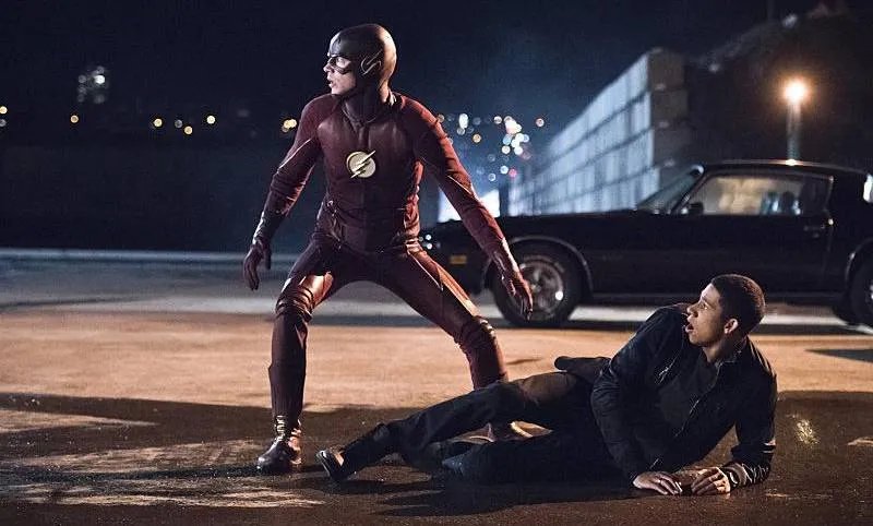 Barry aka The Flash (Grant Gustin) und Wally (Keiynan Lonsdale) in %26bdquo;Fast Lane%26ldquo; &copy; The CW
