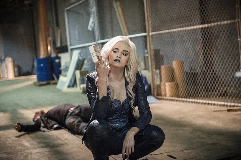 Danielle Panabaker in %26bdquo;Welcome to Earth-2%26ldquo;. &copy; The CW