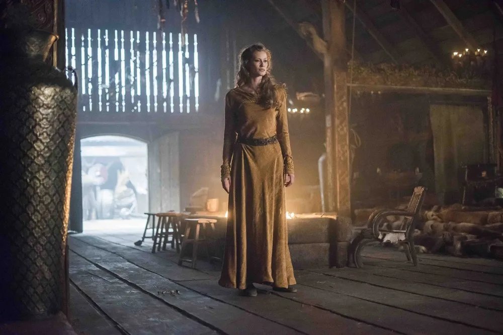 Aslaug (Alyssa Sutherland) in %26bdquo;Kill the Queen%26ldquo; &copy; History