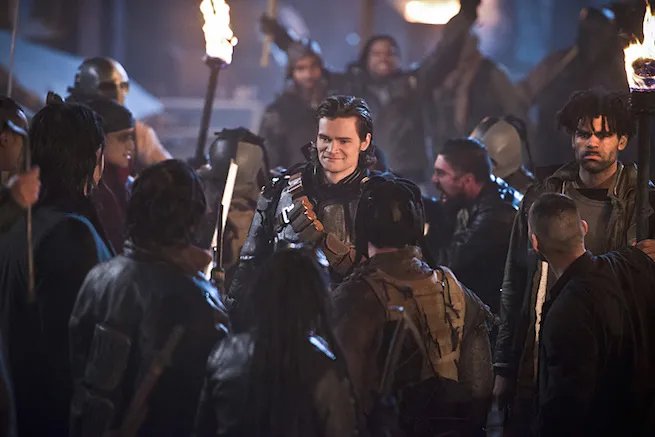 Szenenbild aus der %26bdquo;Legends of Tomorrow%26ldquo;-Episode %26bdquo;Star City 2046%26ldquo; &copy; The CW