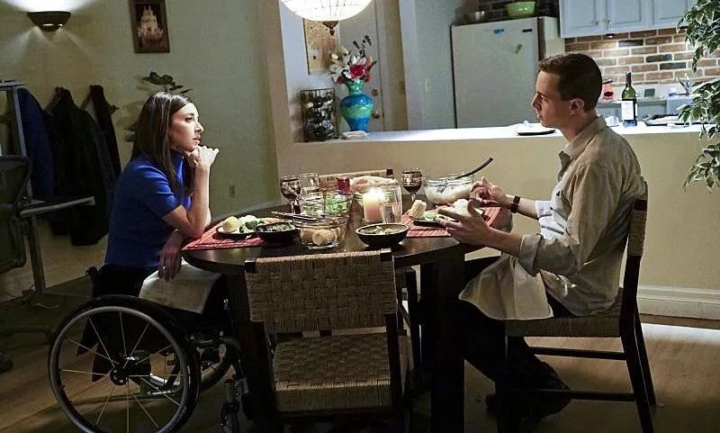 Delilah (Margo Harshman) und McGee (Sean Murray) in %26bdquo;After Hours%26ldquo; &copy; CBS