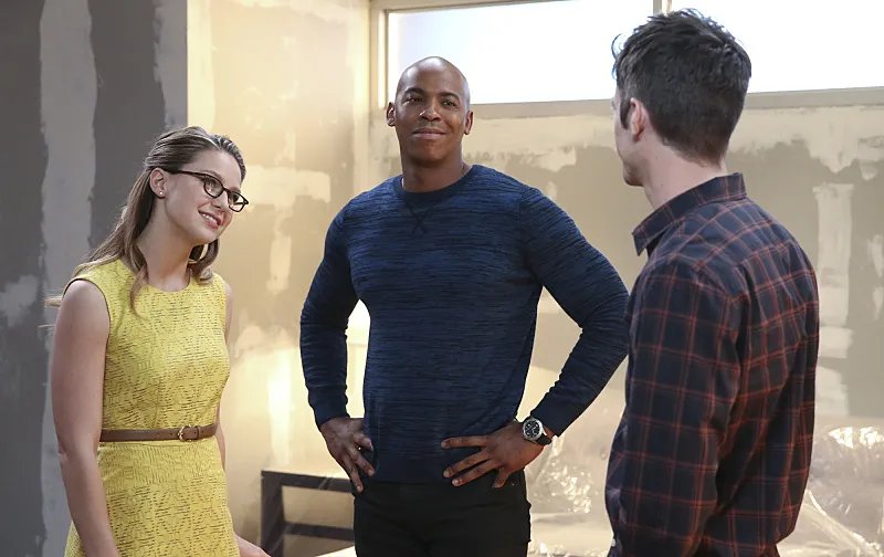 Kara (Melissa Benoist); James (Mehcad Brooks) und Barry (Grant Gustin) in %26bdquo;Worlds Finest%26ldquo; &copy; CBS
