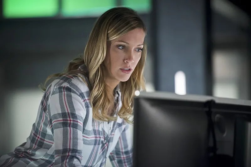 Szenenbild aus der %26bdquo;Arrow%26ldquo;-Episode %26bdquo;Eleven-Fifty-Nine%26ldquo; &copy; The CW