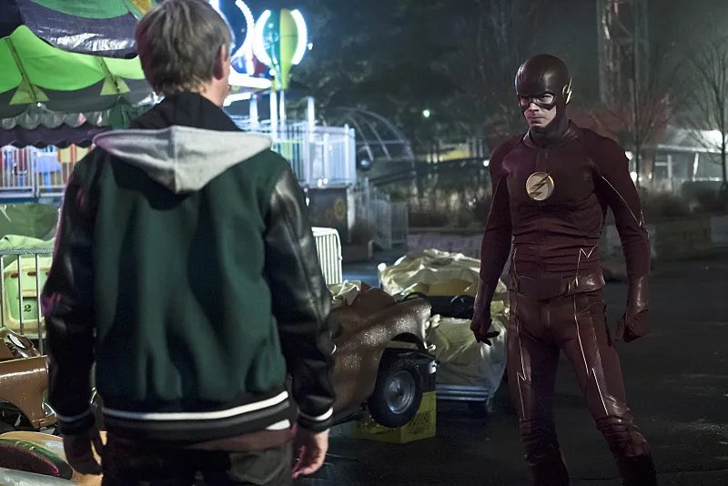 Griffin Grey (Haig Sutherland) gegen The Flash (Grant Gustin) &copy; The CW