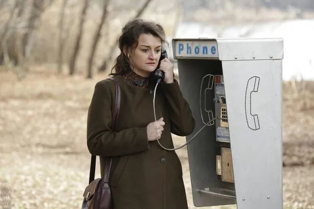 Für Martha (Alison Wright) bricht eine Welt zusammen. &copy; FX