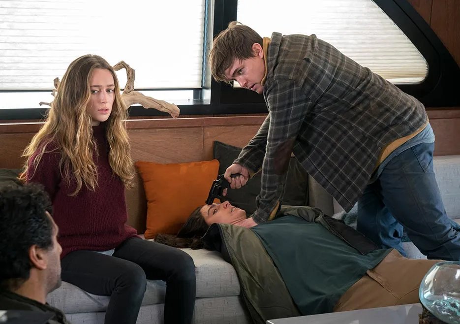 Szenenfoto aus der %26bdquo;Fear the Walking Dead%26ldquo;-Folge %26bdquo;Blood in the Streets%26ldquo; (2x03) &copy; AMC