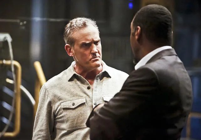 John Wesley Shipp und Jesse L. Martin in %26bdquo;Rupture%26ldquo; &copy; The CW